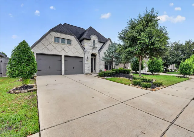 Photo 3 of Single family home for sale at 4523 Jennings Crk Dr, Fulshear, TX 77441 | MLS# 11048698 | Listing updated on 2026-09-25