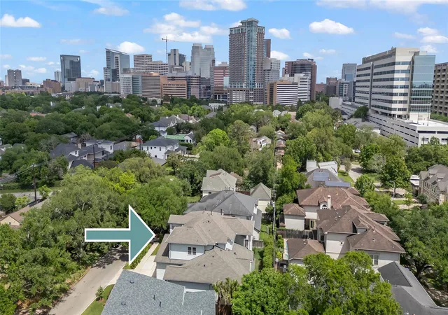 32nd image of 2215 Macarthur St, Houston, TX 77030 | MLS# 50920212