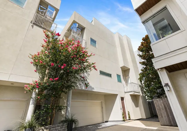 1st image of 1822 Southmore Blvd #A, Houston, TX 77004 | MLS# 45502754