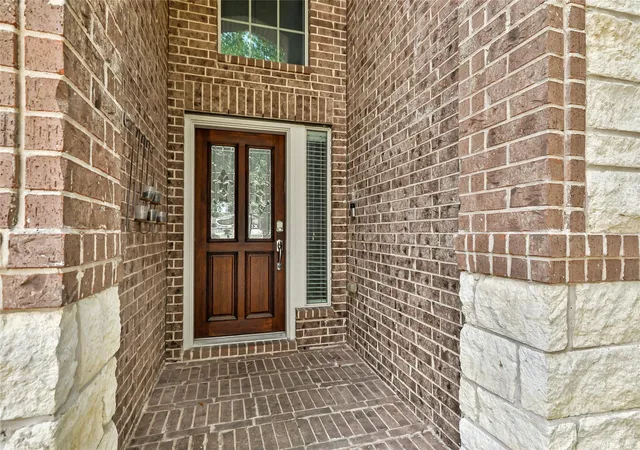 Photo 4 of Single family home for sale at 24454 Sundance Spring Dr, Porter, TX 77365 | MLS# 41437621 | Listing updated on 2026-09-19