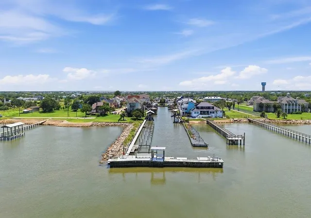 50th image of 120 Starboard Dr, Dickinson, TX 77539 | MLS# 18149566