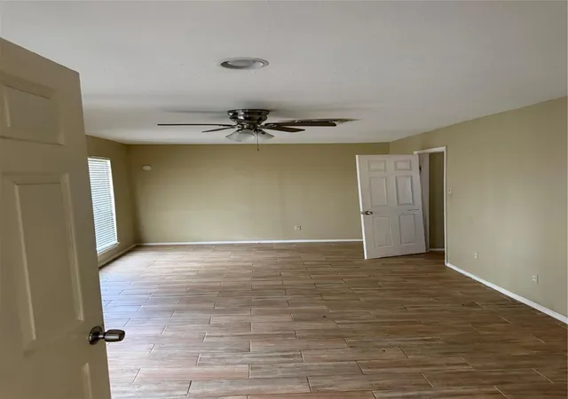 3rd image of 534 Stephanie Dr, Missouri City, TX 77489 | MLS# 43277768