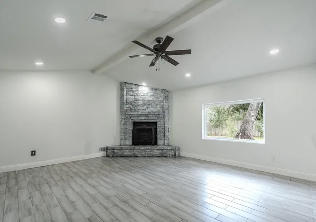 Photo 2 of Sale Pending at 9818 Toucan Ln, Conroe, TX 77385 | MLS# 25831966 | Listing updated on 2026-09-08