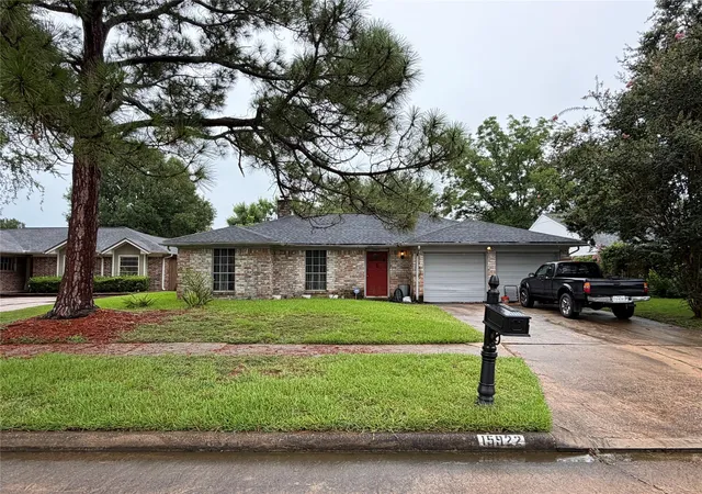 Photo 1 of Sale Pending at 15922 Dunmoor Dr, Houston, TX 77059 | MLS# 36541051 | Listing updated on 2026-08-14