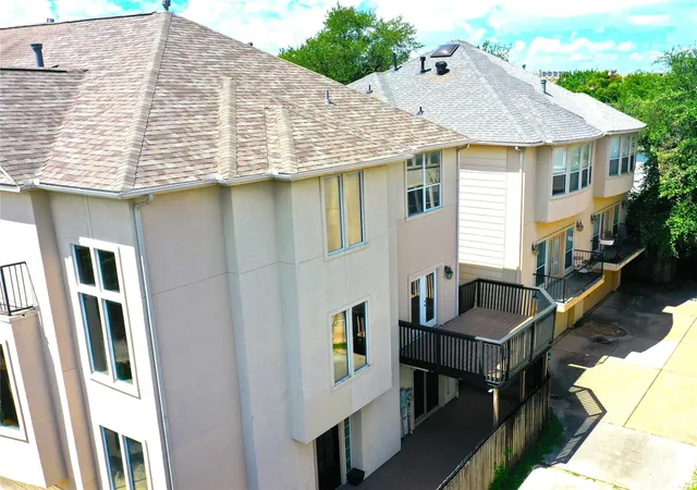 2nd image of 1505 Roy St, Houston, TX 77007 | MLS# 91020436