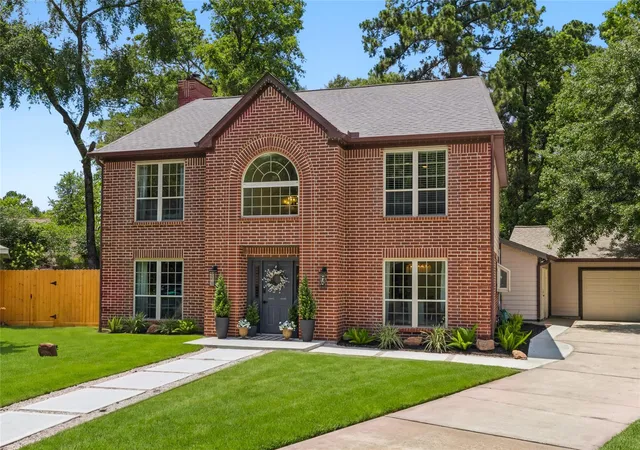 Photo 3 of Single family home for sale at 129 N Rainbow Ridge Cir, Spring, TX 77381 | MLS# 70256266 | Listing updated on 2026-08-14