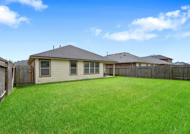 15th image of 2110 Tannin Tr, Fresno, TX 77545 | MLS# 81908261