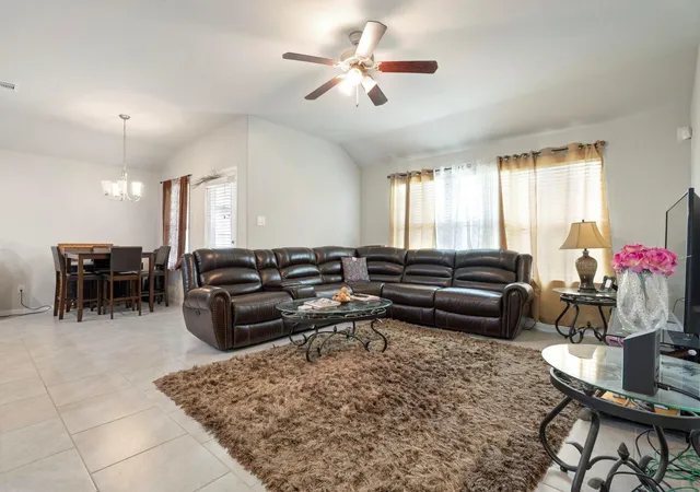 Photo 3 of Single family home for sale at 2110 Tannin Tr, Fresno, TX 77545 | MLS# 81908261 | Listing updated on 2026-09-01