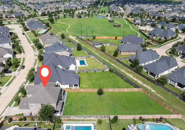 2nd image of 6910 Red Oak Dr, Katy, TX 77493 | MLS# 46887610