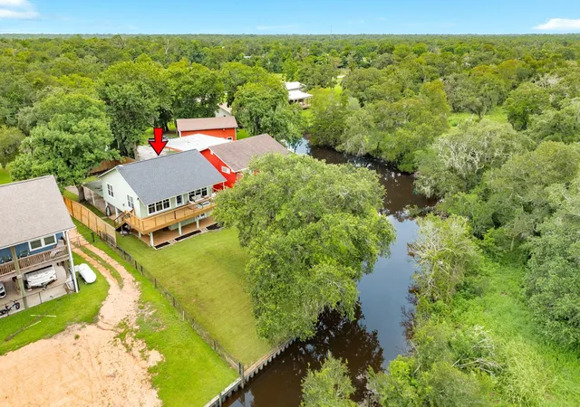 Photo 2 of Single family home for sale at 6840 County Rd 659, Brazoria, TX 77422 | MLS# 15680495 | Listing updated on 2026-10-06