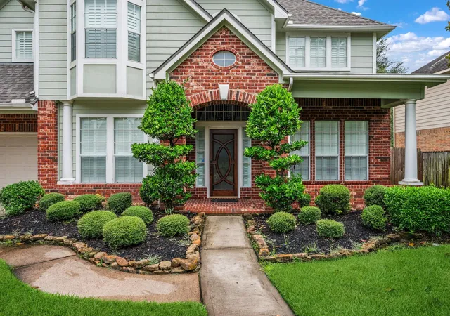 2nd image of 8026 Trophy Pl Dr, Humble, TX 77346 | MLS# 54141009