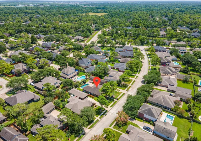 50th image of 803 Hackberry Ln, Friendswood, TX 77546 | MLS# 49674604