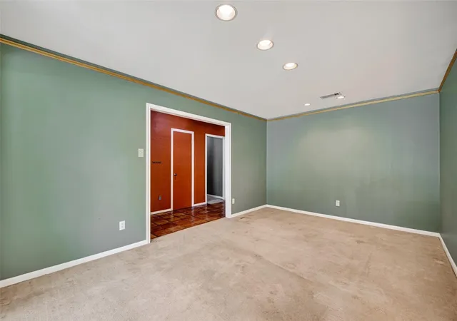 3rd image of 7707 Burning Hills Dr, Houston, TX 77071 | MLS# 25817522
