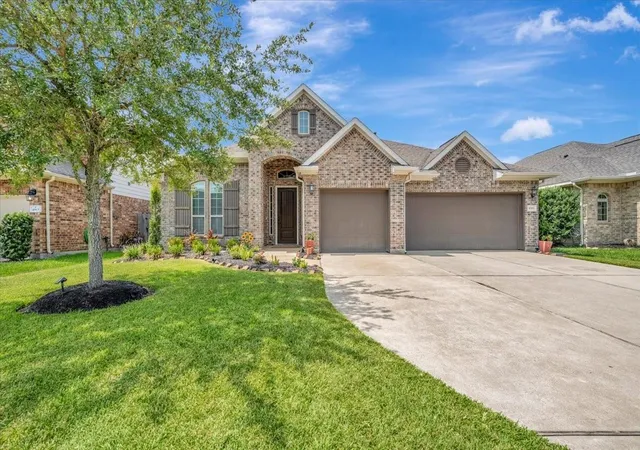 Photo 1 of Single family home for sale at 4815 Tascosa Ln, League City, TX 77573 | MLS# 44930893 | Listing updated on 2026-09-18