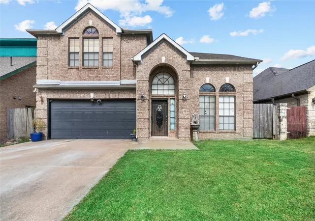 1st image of 1011 Iowa St, South Houston, TX 77587 | MLS# 92895954