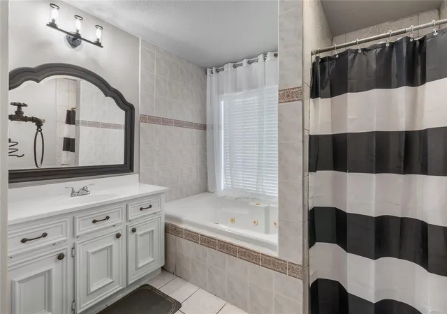8th image of 1011 Iowa St, South Houston, TX 77587 | MLS# 92895954