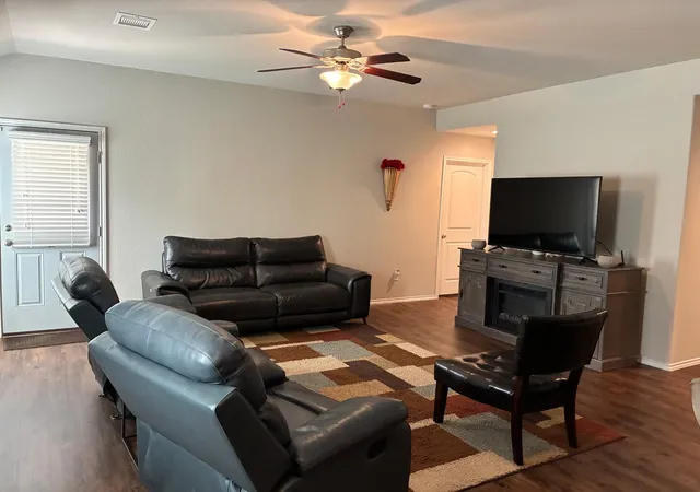 Photo 2 of Single family home for sale at 5606 Mesquite Oaks Trl, Spring, TX 77389 | MLS# 59927807 | Listing updated on 2026-09-10