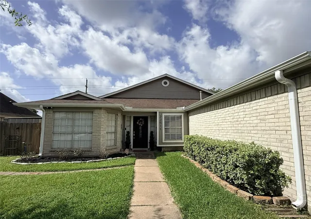 Photo 1 of Single family home for sale at 22511 Rangeview Dr, Katy, TX 77450 | MLS# 25529147 | Listing updated on 2026-09-08