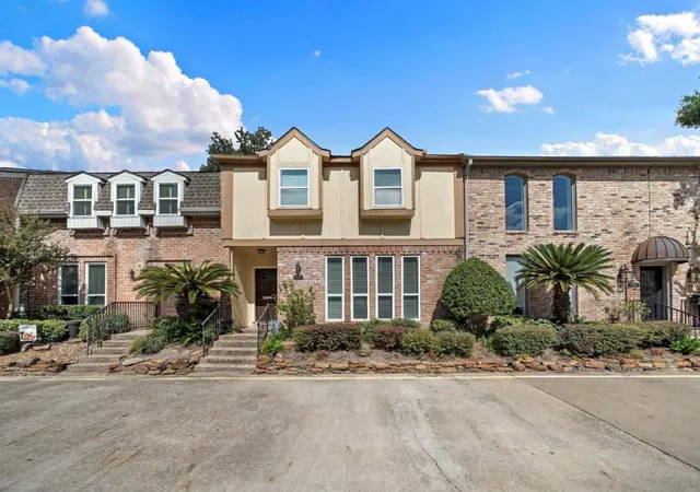 1st image of 15167 Kimberley Ct #41, Houston, TX 77079 | MLS# 61406355