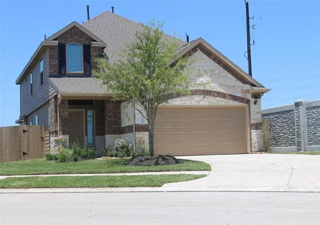 Photo 1 of Single family home for sale at 16902 Devon Dogwood Trl, Richmond, TX 77407 | MLS# 94167702 | Listing updated on 2026-08-14