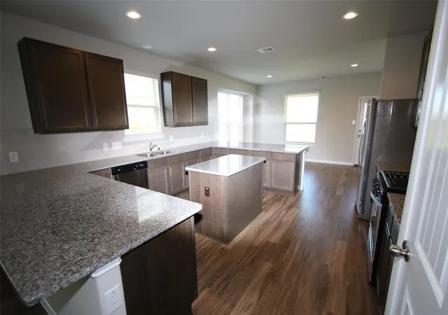 Photo 3 of Single family home for sale at 16902 Devon Dogwood Trl, Richmond, TX 77407 | MLS# 94167702 | Listing updated on 2026-08-14