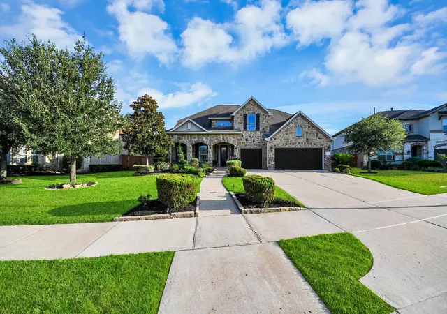 image of 18106 Shimmer Ln, Richmond, TX 77407 | MLS# 27071564