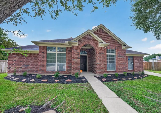 1st image of 1906 Tall Gum Dr, Fresno, TX 77545 | MLS# 24351979