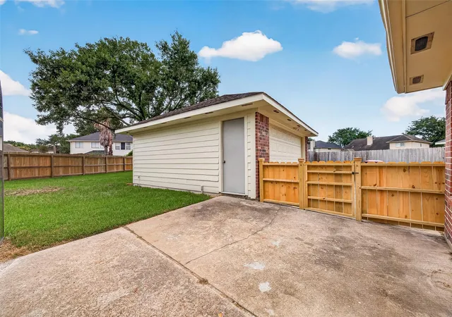 41st image of 1906 Tall Gum Dr, Fresno, TX 77545 | MLS# 24351979