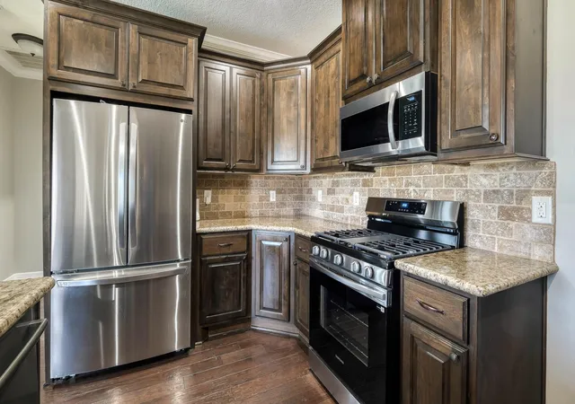 Photo 2 of Single family home for sale at 2688 Settlers Way Dr, Sealy, TX 77474 | MLS# 15516670 | Listing updated on 2026-08-09