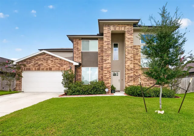 Photo 1 of Single family home for sale at 1023 Park Crst Dr, Missouri City, TX 77459 | MLS# 69616099 | Listing updated on 2026-10-10