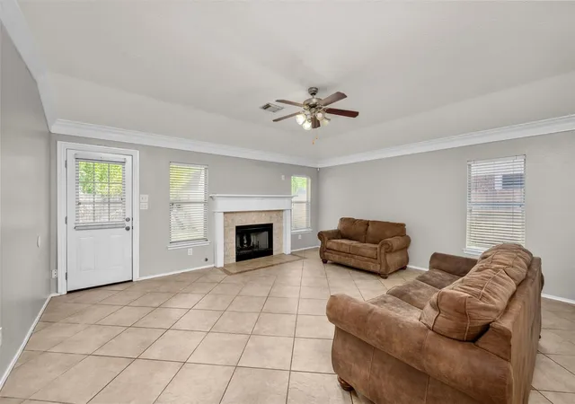 4th image of 8014 Blackcherry Ln, Baytown, TX 77523 | MLS# 16825505