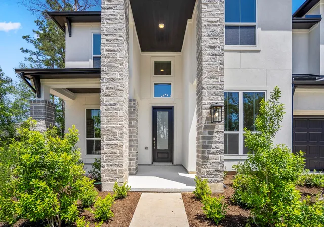 Photo 3 of Single family home for sale at 15715 Dandelion Dreams St, Conroe, TX 77302 | MLS# 31954453 | Listing updated on 2026-09-28