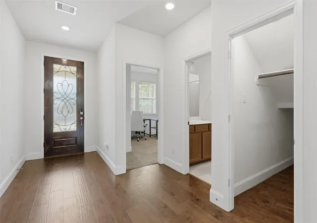 Photo 4 of Sale Pending at 12215 Skene Bnd Dr, Humble, TX 77346 | MLS# 18923866 | Listing updated on 2026-09-09