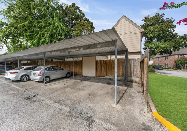 24th image of 830 Threadneedle St #240, Houston, TX 77079 | MLS# 34251808