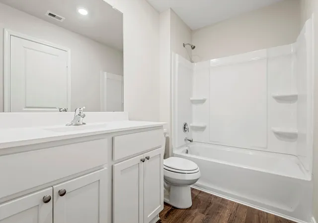 Photo 4 of Single family home for sale at 8202 Alpine Bearberry Dr, Houston, TX 77016 | MLS# 13016424 | Listing updated on 2026-08-22