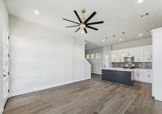 3rd image of 5821 Mansfield Heights Ln, Houston, TX 77091 | MLS# 24973739