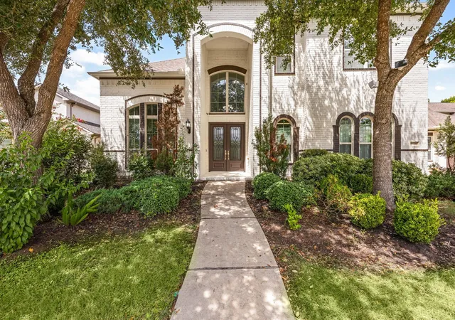 Photo 3 of Single family home for sale at 10606 Comeaux Ln, Richmond, TX 77407 | MLS# 6233539 | Listing updated on 2026-09-16