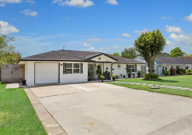 2nd image of 6014 Josephine St, Pearland, TX 77584 | MLS# 19127055