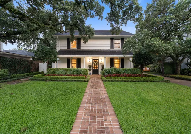 1st image of 2419 Avalon Pl, Houston, TX 77019 | MLS# 70455751