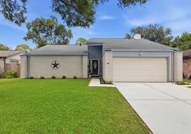 1st image of 16319 Mill Point Dr, Houston, TX 77059 | MLS# 70126804