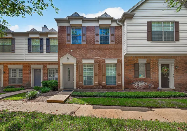 1st image of 2930 Grants Lake Blvd #2202, Sugar Land, TX 77479 | MLS# 66989893