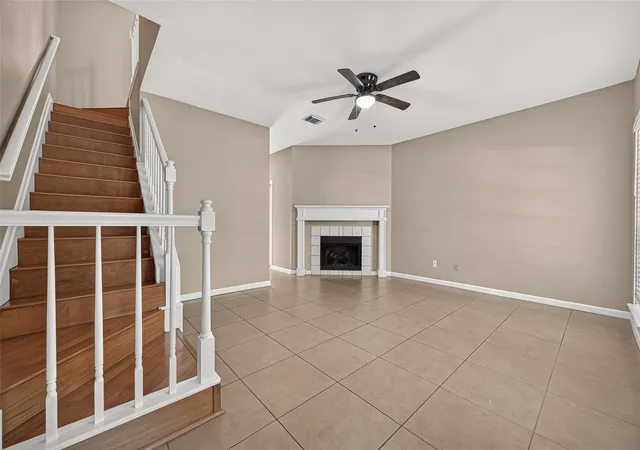 5th image of 2930 Grants Lake Blvd #2202, Sugar Land, TX 77479 | MLS# 66989893