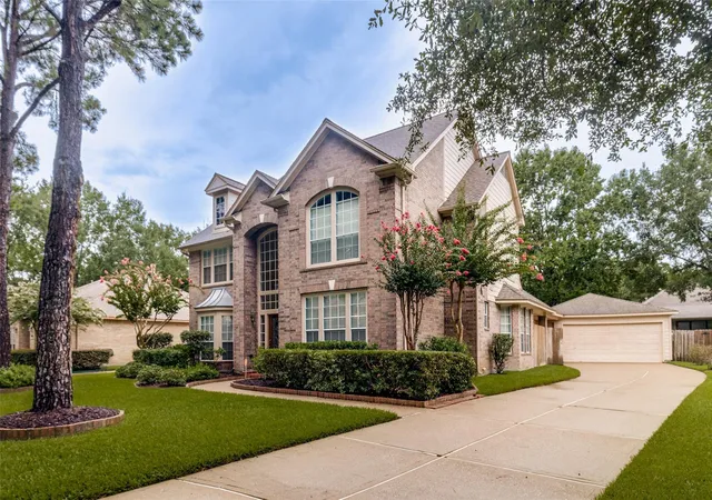 Photo 1 of Single family home for sale at 9407 Walnut Brk Ct, Houston, TX 77040 | MLS# 46317422 | Listing updated on 2026-08-15