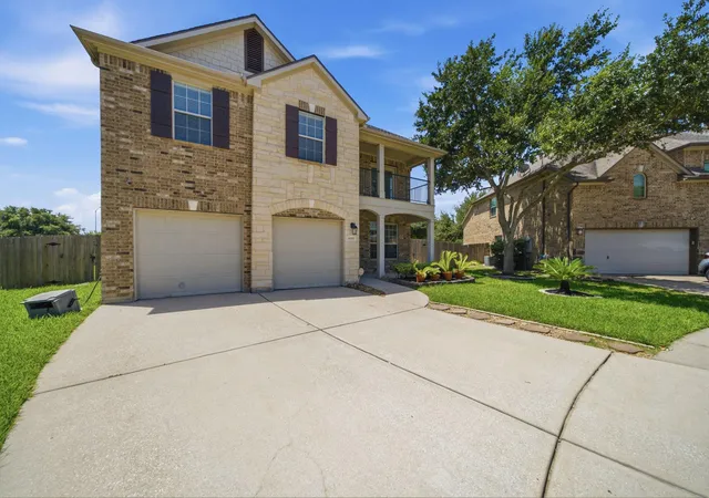 Photo 3 of Sale Pending at 6043 Opal Crst Ln, Katy, TX 77494 | MLS# 28262602 | Listing updated on 2026-08-28