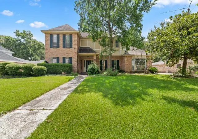 Photo 1 of Single family home for sale at 2306 Vine Crk Dr, Kingwood, TX 77345 | MLS# 20251946 | Listing updated on 2026-09-08