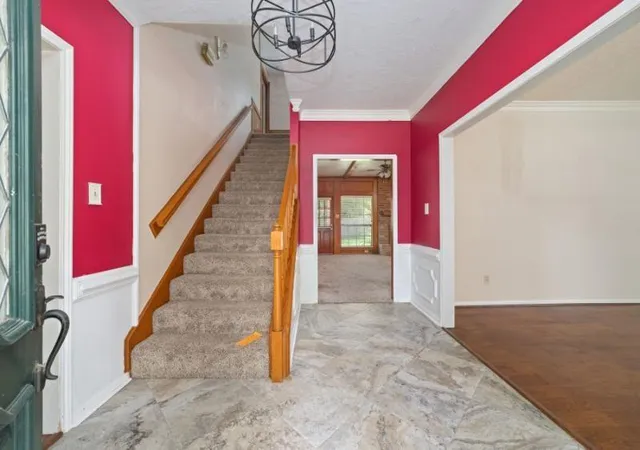 Photo 3 of Single family home for sale at 2306 Vine Crk Dr, Kingwood, TX 77345 | MLS# 20251946 | Listing updated on 2026-09-08