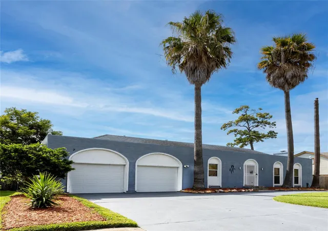 Photo 1 of Single family home for sale at 230 White Cedar St, Houston, TX 77015 | MLS# 64484233 | Listing updated on 2026-08-26