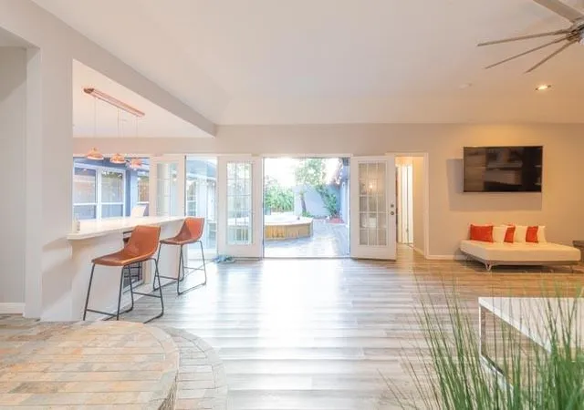 Photo 3 of Single family home for sale at 230 White Cedar St, Houston, TX 77015 | MLS# 64484233 | Listing updated on 2026-09-24