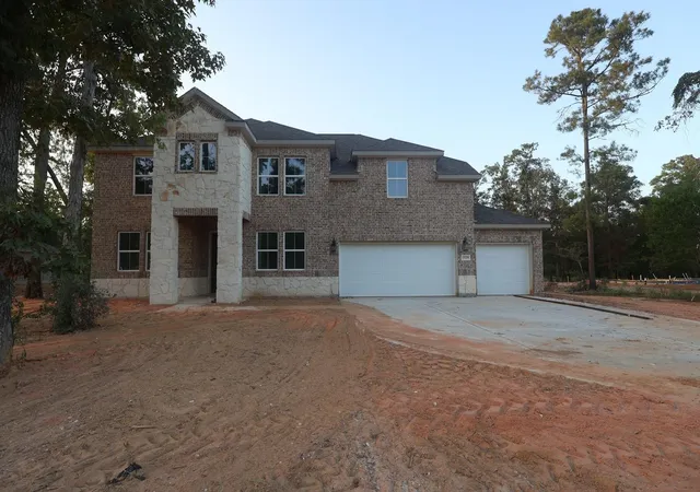 Photo 3 of Single family home for sale at 13729 Pamela Belle Path, Conroe, TX 77306 | MLS# 9182052 | Listing updated on 2026-10-04