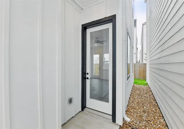 Photo 2 of Single family home for sale at 9902 Clark Rd #C, Houston, TX 77076 | MLS# 88281621 | Listing updated on 2026-08-14